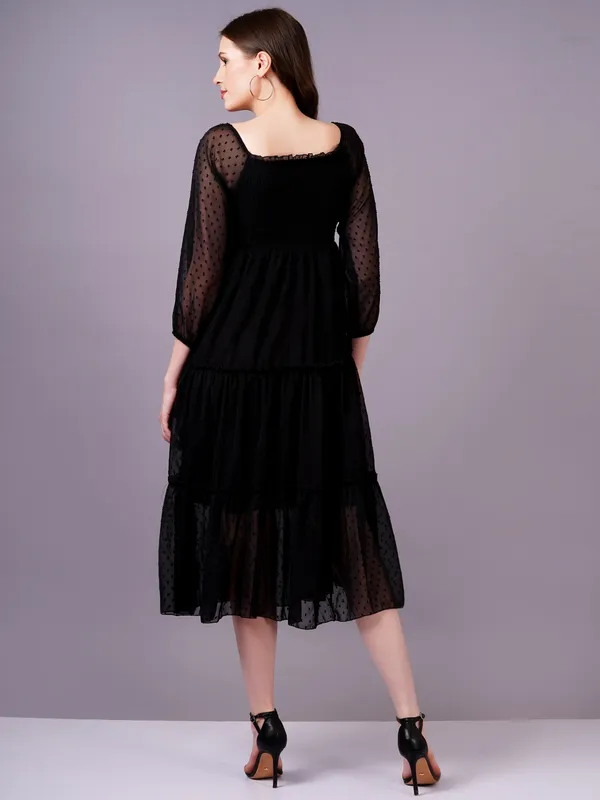 Black_Georgette_Premium_And_Elegant_Midi_Dress_For_Women