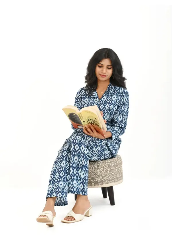 Blue_Georgette_Premium_And_Elegant_Night_Suit_Set_For_Women