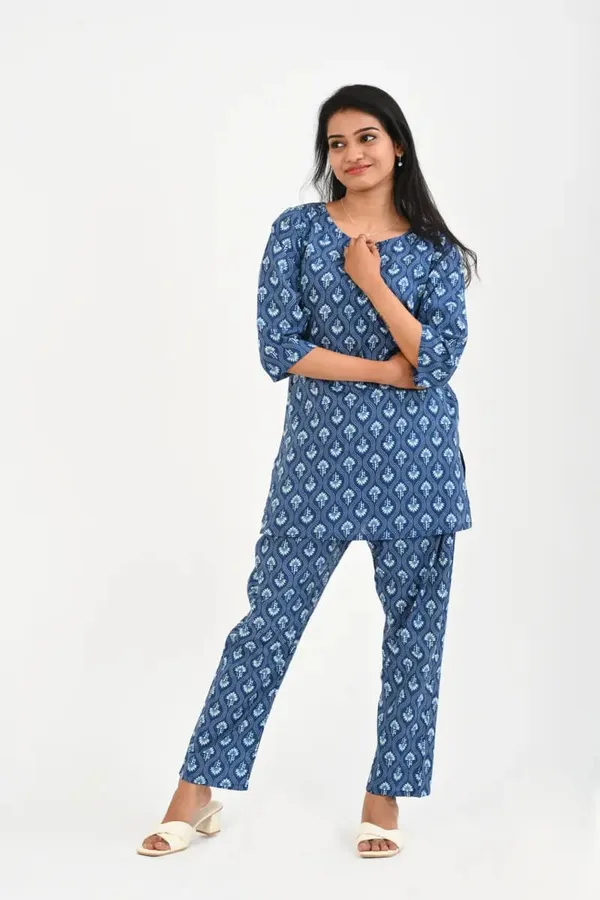 Blue_Georgette_Premium_And_Elegant_Night_Suit_Set_For_Women