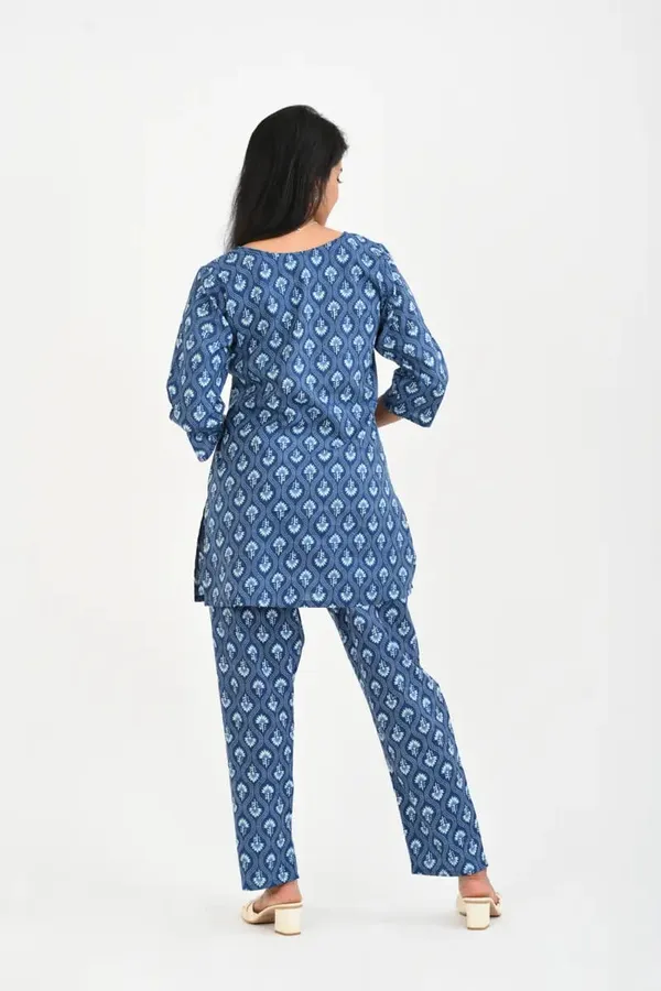 Blue_Georgette_Premium_And_Elegant_Night_Suit_Set_For_Women