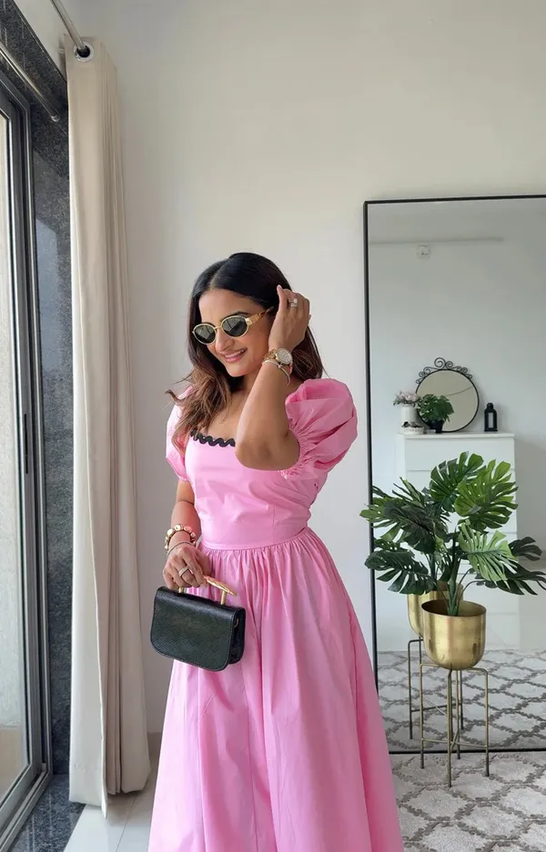 Pink_Cotton_Premium_And_Elegant_Midi_Dress_For_Women