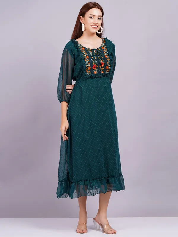 Green_Georgette_Premium_And_Elegant_Midi_Dress_For_Women
