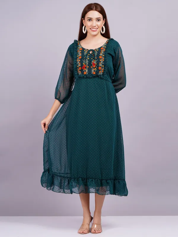 Green_Georgette_Premium_And_Elegant_Midi_Dress_For_Women