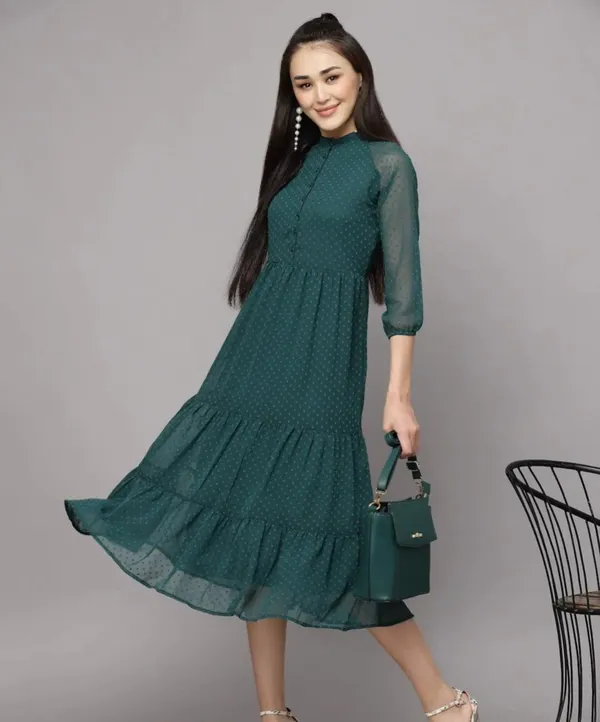 Green_Georgette_Premium_And_Elegant_Midi_Dress_For_Women