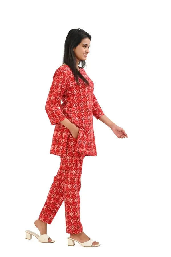 Red_Georgette_Premium_And_Elegant_Night_Suit_Set_For_Women