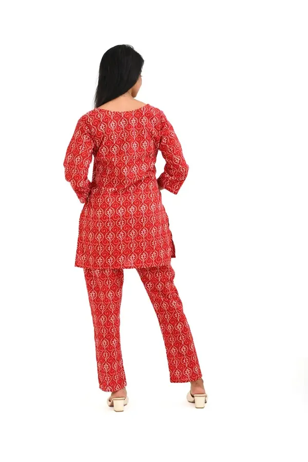 Red_Georgette_Premium_And_Elegant_Night_Suit_Set_For_Women