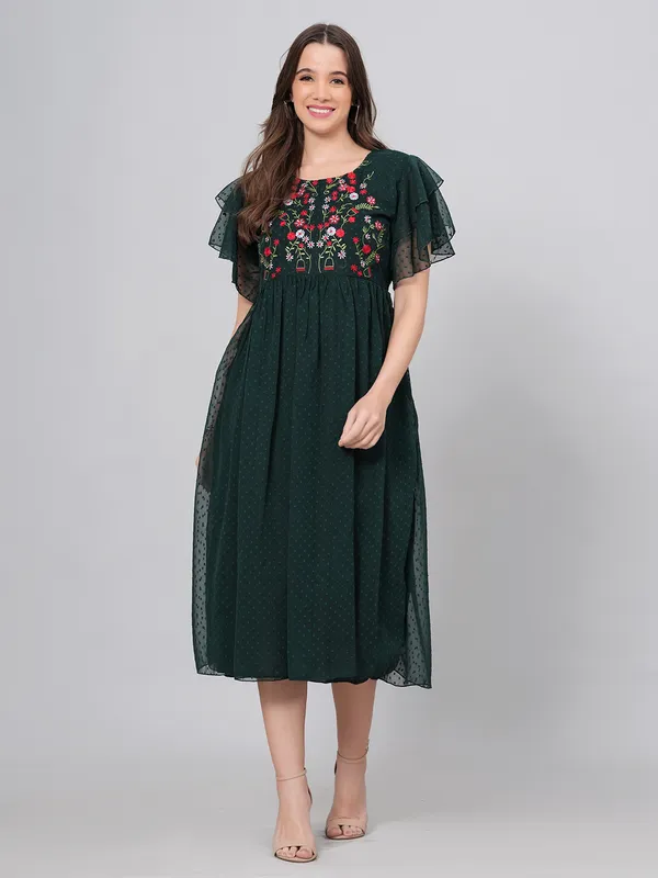 Bottle_Green_Cotton_Premium_And_Elegant_Midi_Dress_For_Women