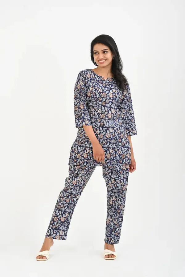 Blue_Georgette_Premium_And_Elegant_Night_Suit_Set_For_Women