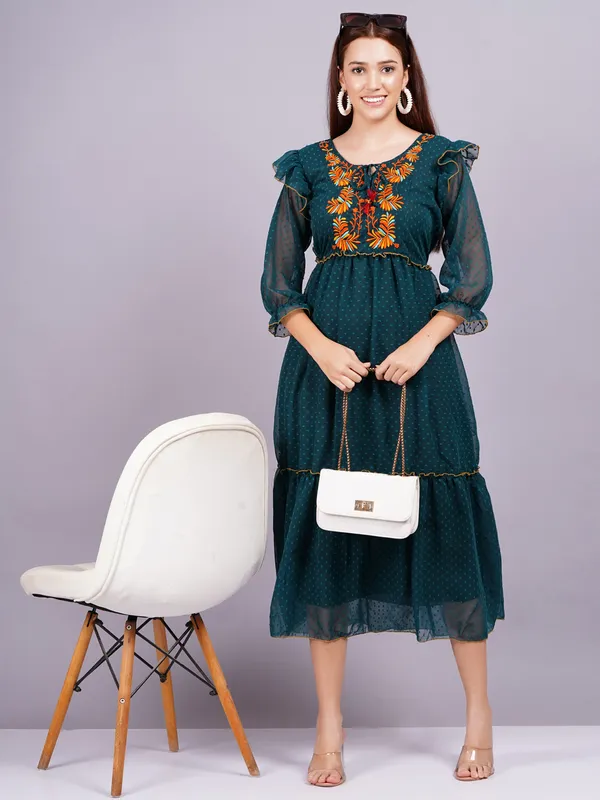 Green_Georgette_Premium_And_Elegant_Midi_Dress_For_Women