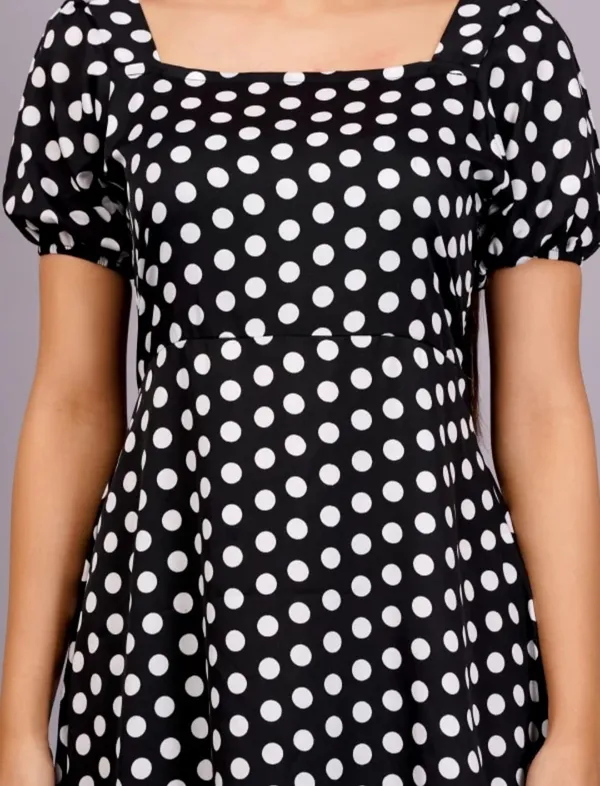 Black_Crepe_Premium_And_Elegant_Long_Dress_For_Women