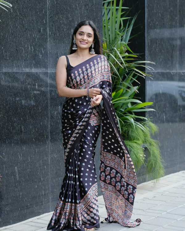 BLACK_AJRAKH_MODAL_SILK_SAREE_WITH_BLOUSE