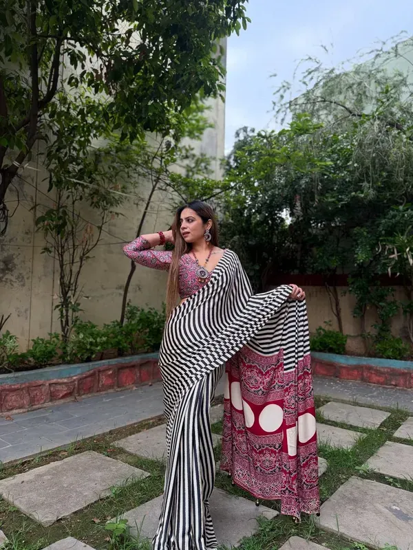 Ajrakh_Black_White_Line_Semi_Gajji_Modal_Silk_Saree