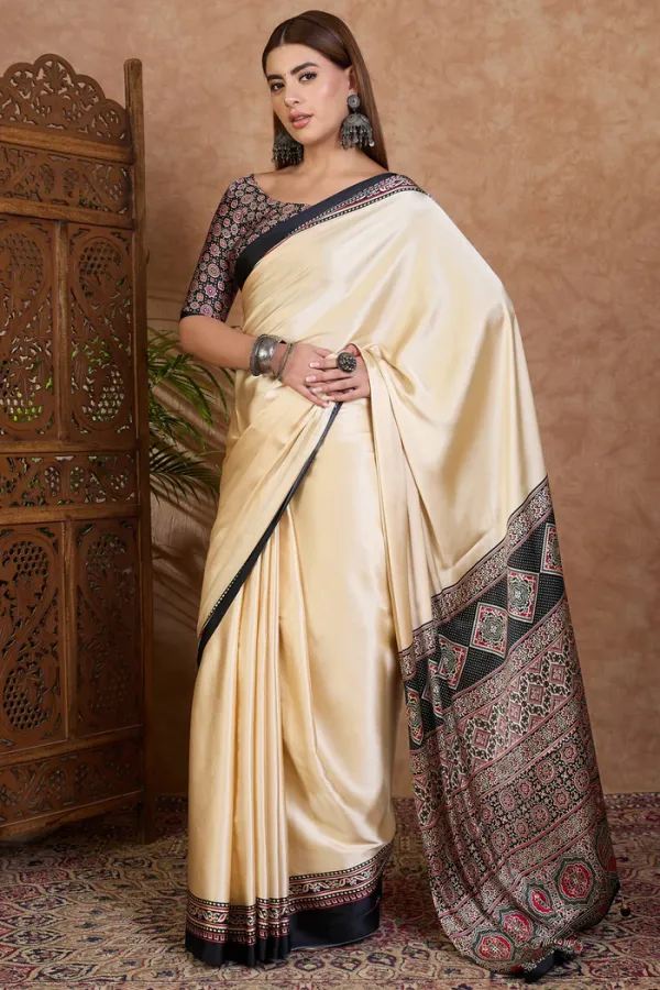 Bavarain_Cream_Ajrakh_Printed_Satin_Crepe_Silk_Saree