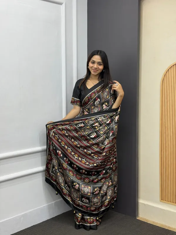 Black_Patola__Saree__With_Blouse_Piece