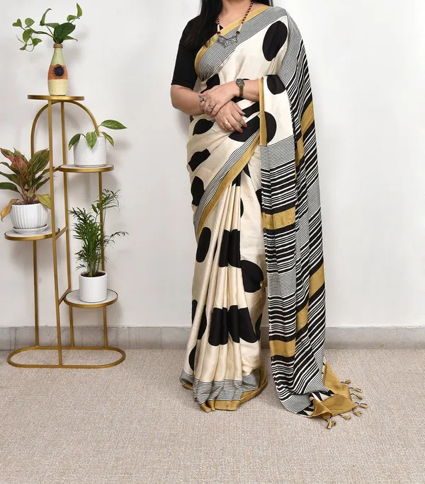 CREAM_AND_ROUND_AJRAKH_MODAL_SILK_SAREE_WIITH_BLOUSE_