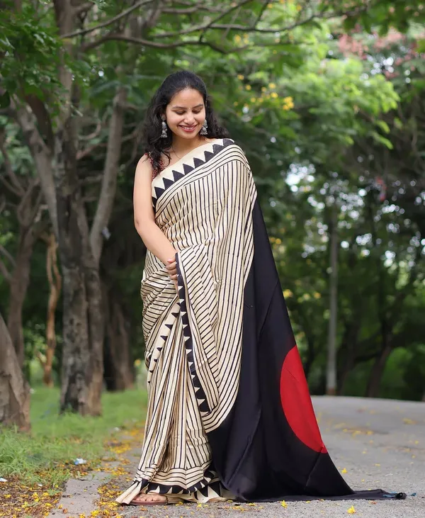 Exclusive_Black_&_White_Stripe_Ajrakh_Semi_gajji_Saree