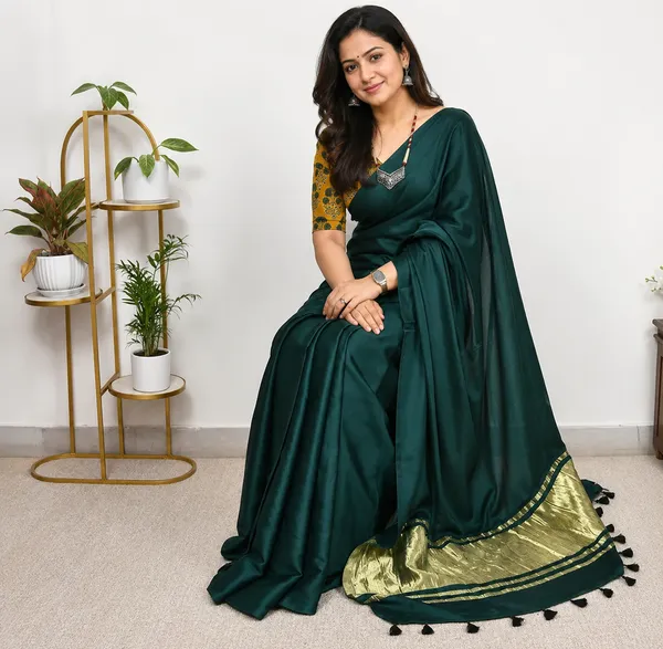PLAIN_MODAL_SILK_SAREE_WITH_TISSUE_PALLU