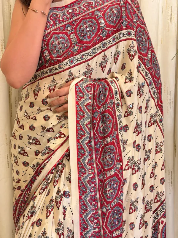Traditional_Cream_Ajrakh_Print_Motifs_And_Real_Mirror_Work_Detailing.