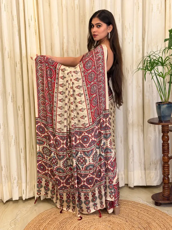 Traditional_Cream_Ajrakh_Print_Motifs_And_Real_Mirror_Work_Detailing.