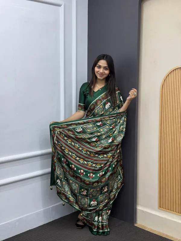 Green_Patola__Saree__With_Blouse_Piece