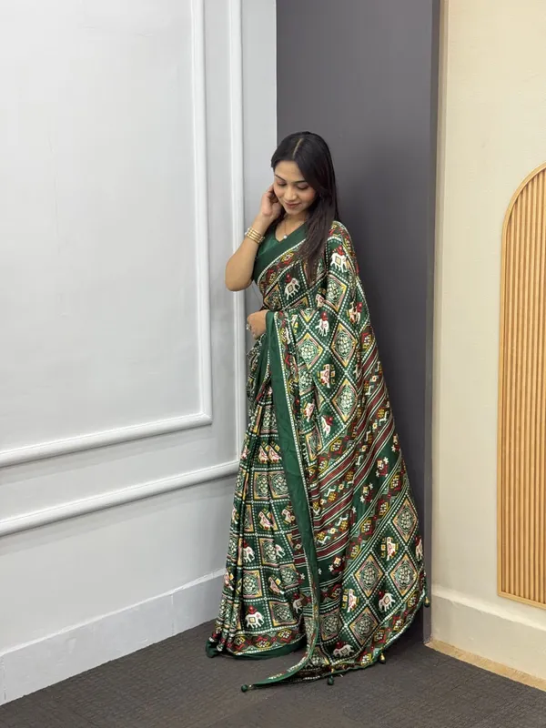 Green_Patola__Saree__With_Blouse_Piece