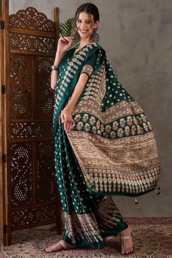 Hunter_Green_Ajrakh_Printed_Satin_Gaji_Silk_Saree