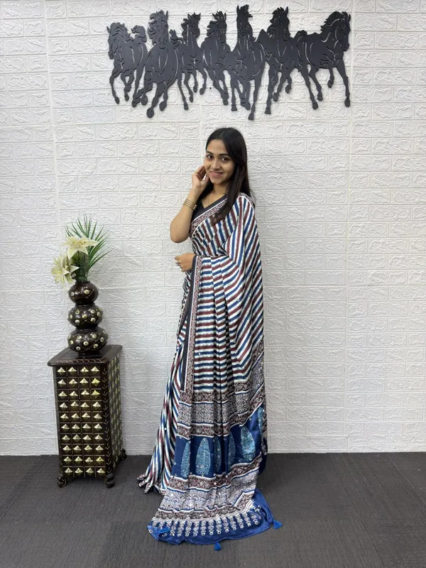 Japan_Satin_Silk_Saree_with_Real_Mirror_Work_&_Viscose_Latkan_Pallu_Border_