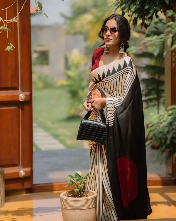 Colorful_Rani_Ajrakh_Printed_Soft_Modal_Silk_Natural_Print_Saree