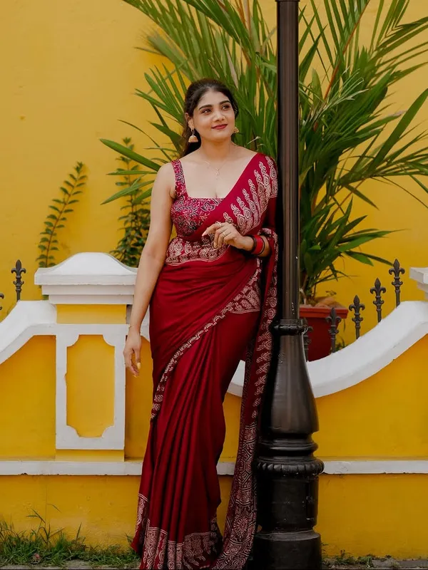 MALAVIKA_JI-PREMIUM_MODAL_SILK_SAREE