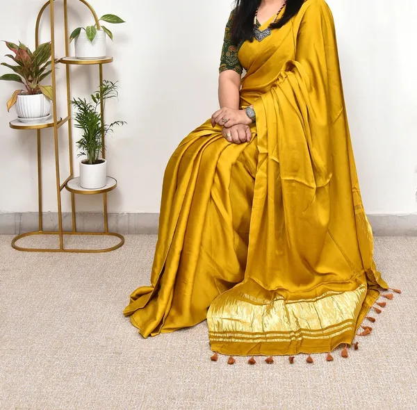 PLAIN_MODAL_SILK_SAREE_WITH_TISSUE_PALLU