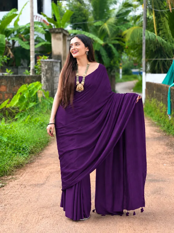 PLAIN_MODAL_SILK_SAREE_WITH_TISSUE_PALLU