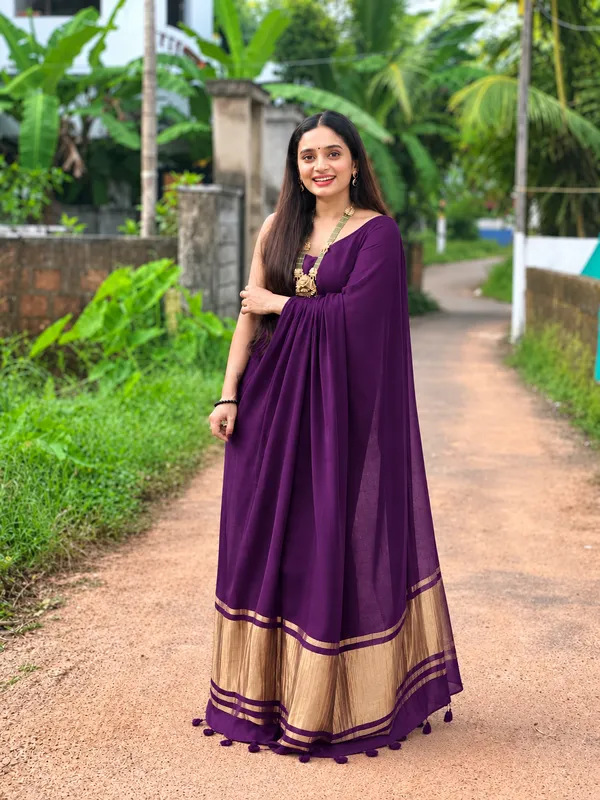 PLAIN_MODAL_SILK_SAREE_WITH_TISSUE_PALLU