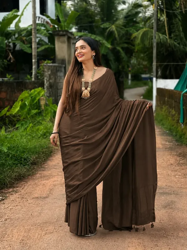Pure_Gajji_Lagadi_Ptta__Ajrakh_Modal_Silk_Saree_With_Blouse_Pise_