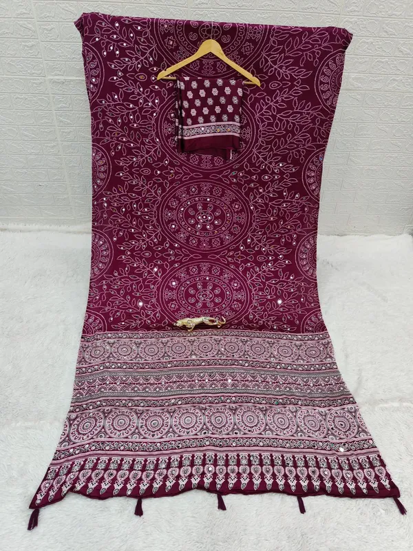 Pure_Gajji_Wine__Bandhni_Full_Leaf_Design__Mirror_Saree_With_Blouse_Piece
