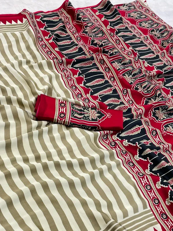Creamy_With_Maroon_Border_Ajrakh_Hand-Printed_Silk_Saree