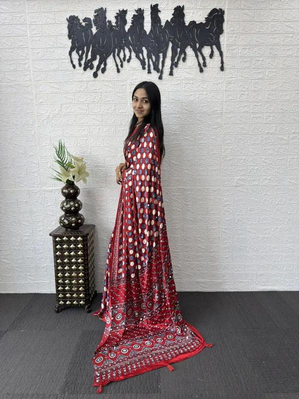Rust_Ajrakh_Mirror_Work_Design_Pure_Gajji_silk_saree