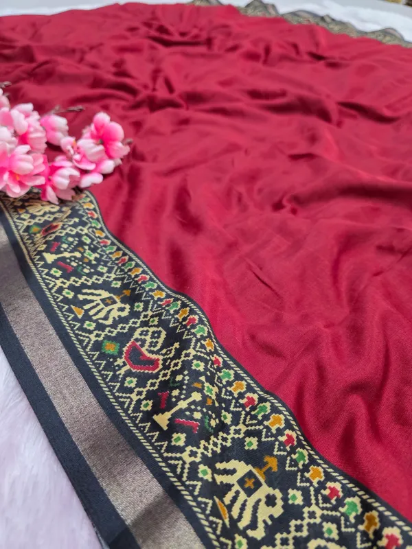Traditional_Patola_Border_Saree_with_Plain_Body_Dola_Silk_Saree_-_Red
