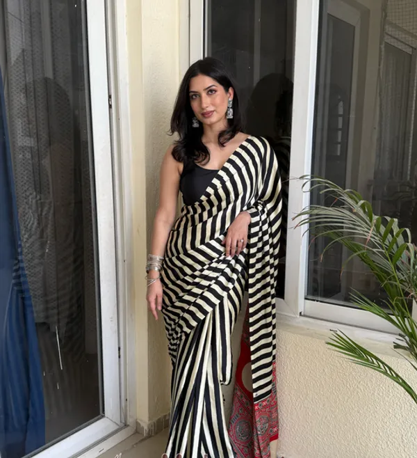 WHITE_BLACK_LINE_AJRAKH_MODAL_SILK_SAREE