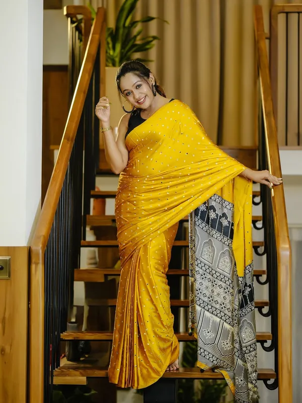 Mustard_Yellow_Ajrakh_Pallu_Mirror_Work_Saree