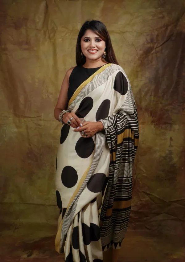 WHEAT_COLOR_HANDCRAFTED_GOLA_PRINT_SAREE