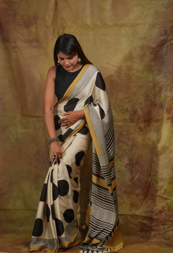 WHEAT_COLOR_HANDCRAFTED_GOLA_PRINT_SAREE