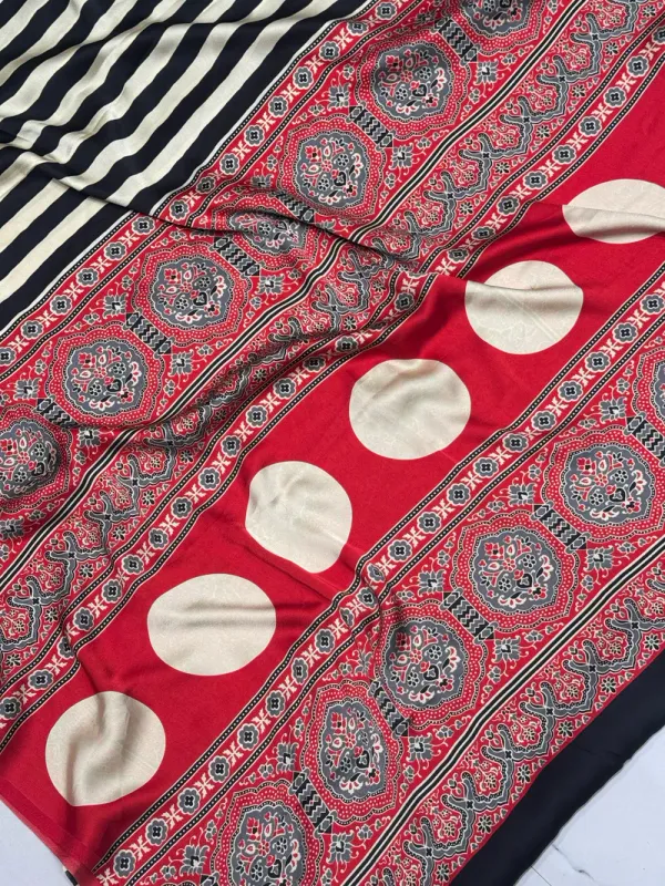 Black_&_White_Modal_Silk_Ajrakh_Strip_Print_Saree_With_Unstitched_Blouse_Piece