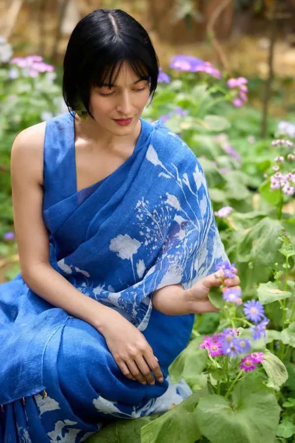 Royal_blue_color_Digital_Printed_Cotton_Linen_Saree