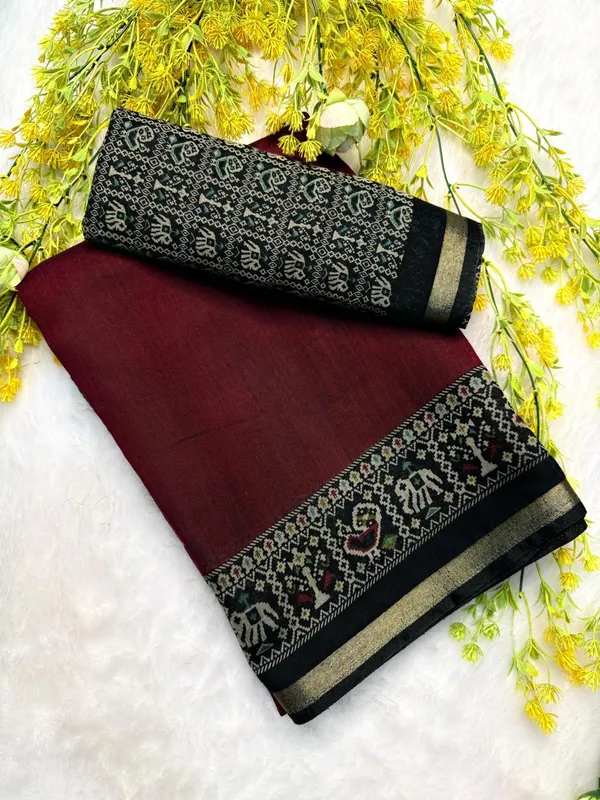 MAROON_GALA_BORDER_WITH_PATTOLA_PALLU