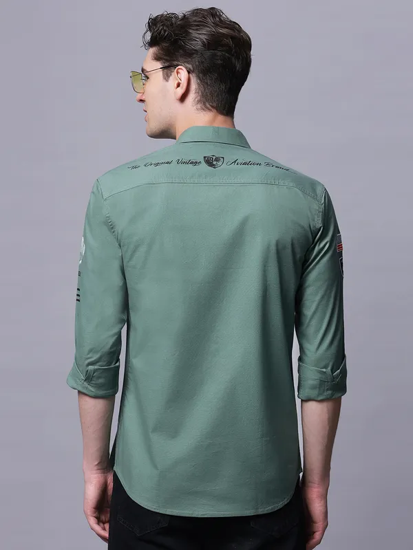 Green_Slim_Fit_Full_Sleeves_Shirt_With_Cargo_Pockets_For_Men