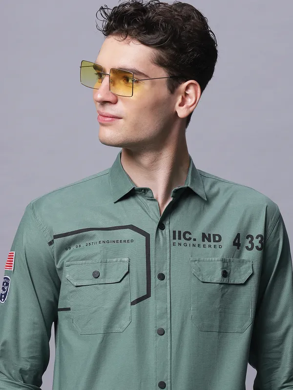 Green_Slim_Fit_Full_Sleeves_Shirt_With_Cargo_Pockets_For_Men