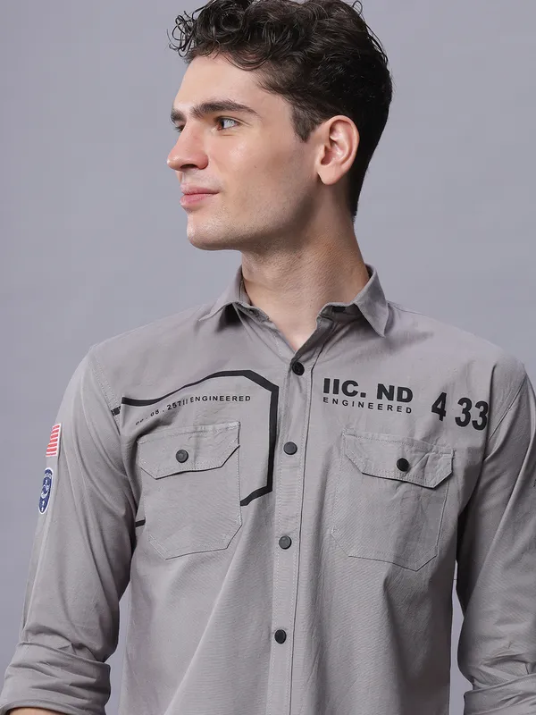 Grey_Slim_Fit_Full_Sleeves_Shirt_With_Cargo_Pockets_For_Men