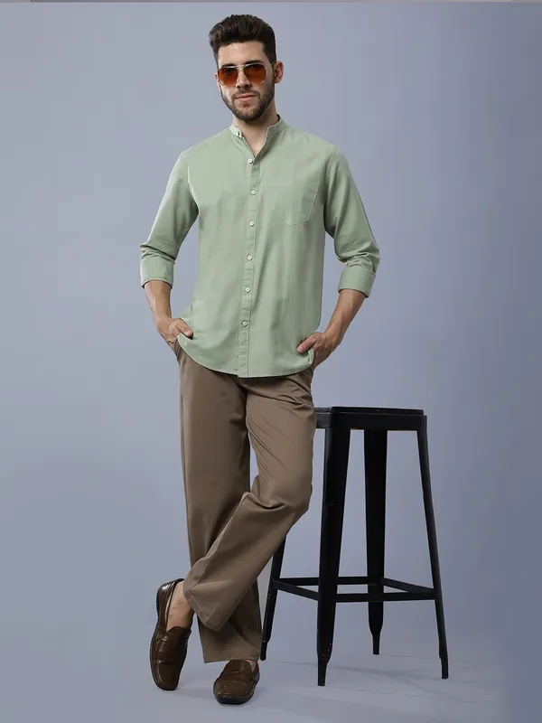 Mens_Solid_Linen_Blend_Mandarin_Collar_Regular_Fit_Full_Sleeves_Shirt