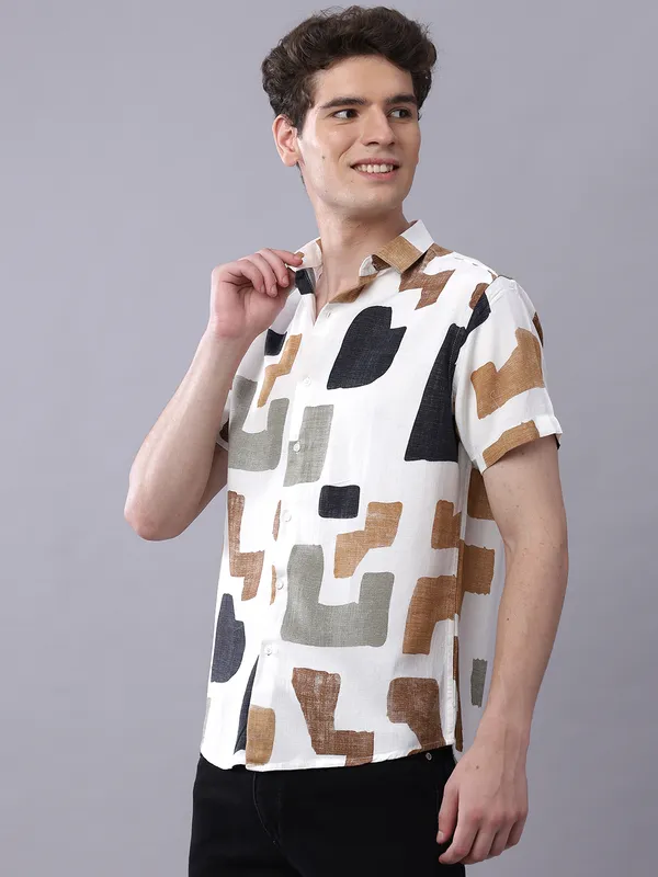 White_Cotton_Rayon_Abstract_Print_Comfort_Fit_Half_Sleeves_Shirt_For_Men