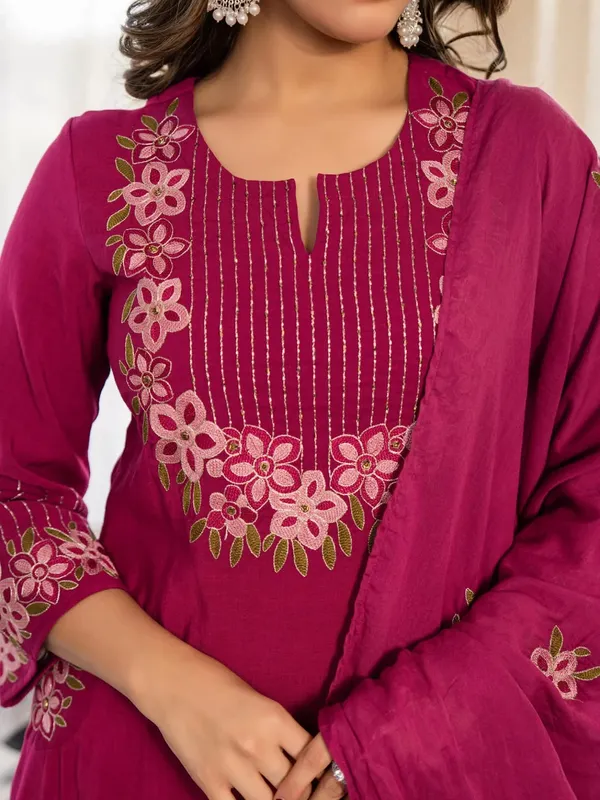 Magenta_Women_Embroidered_Kurta_Set_with_Dupatta